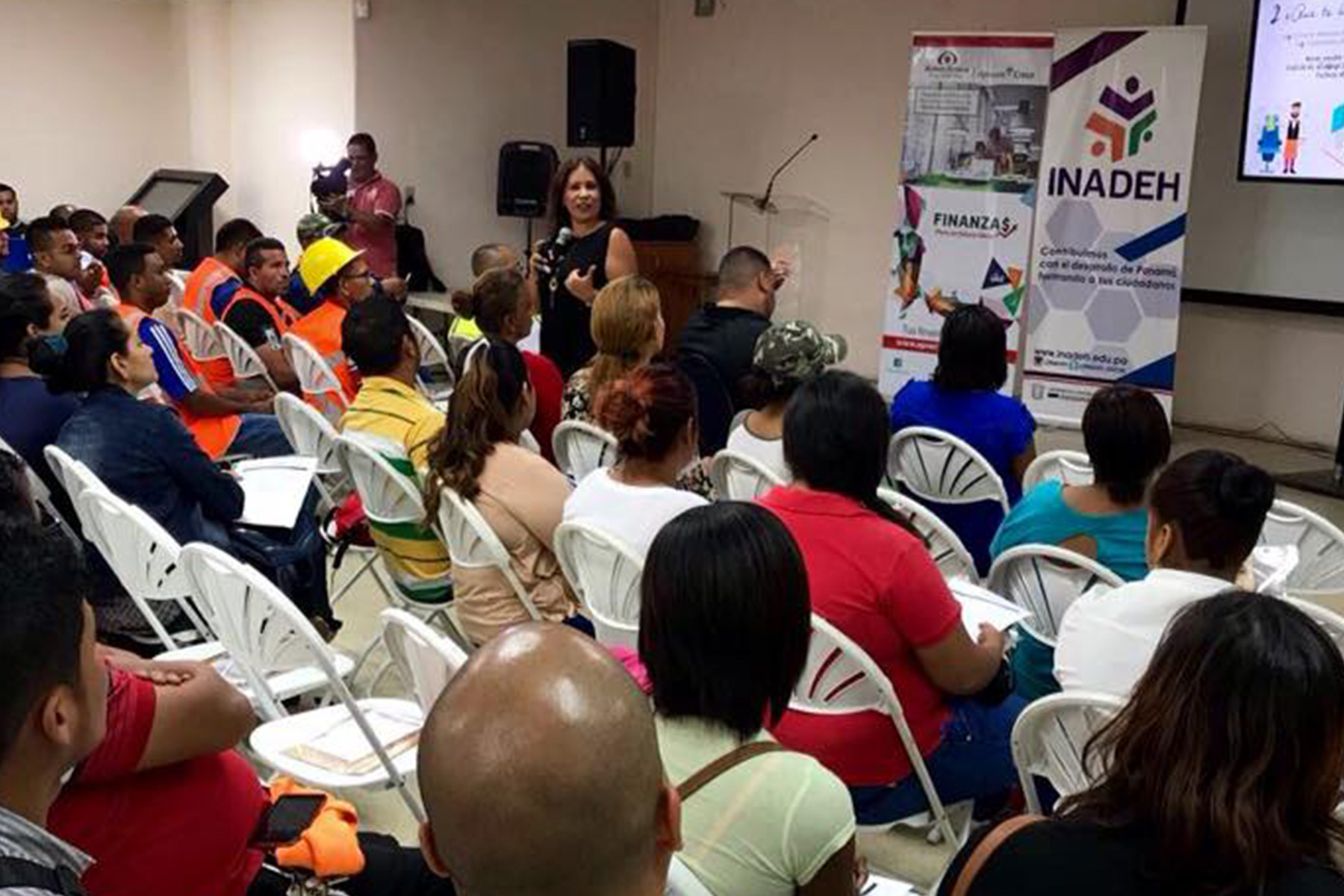 Talleres en INADEH Panamá